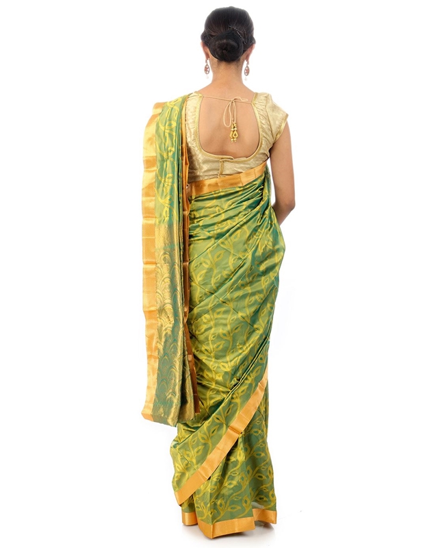 Picture of Teal Green Bangalore Silk Shari Crafted with Pattern Floral Zari Border