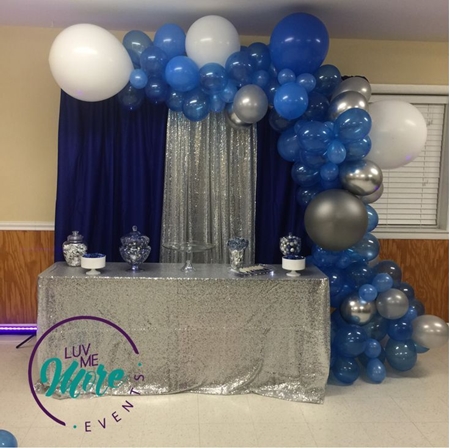 Picture of Blue and Silver Balloon Deco